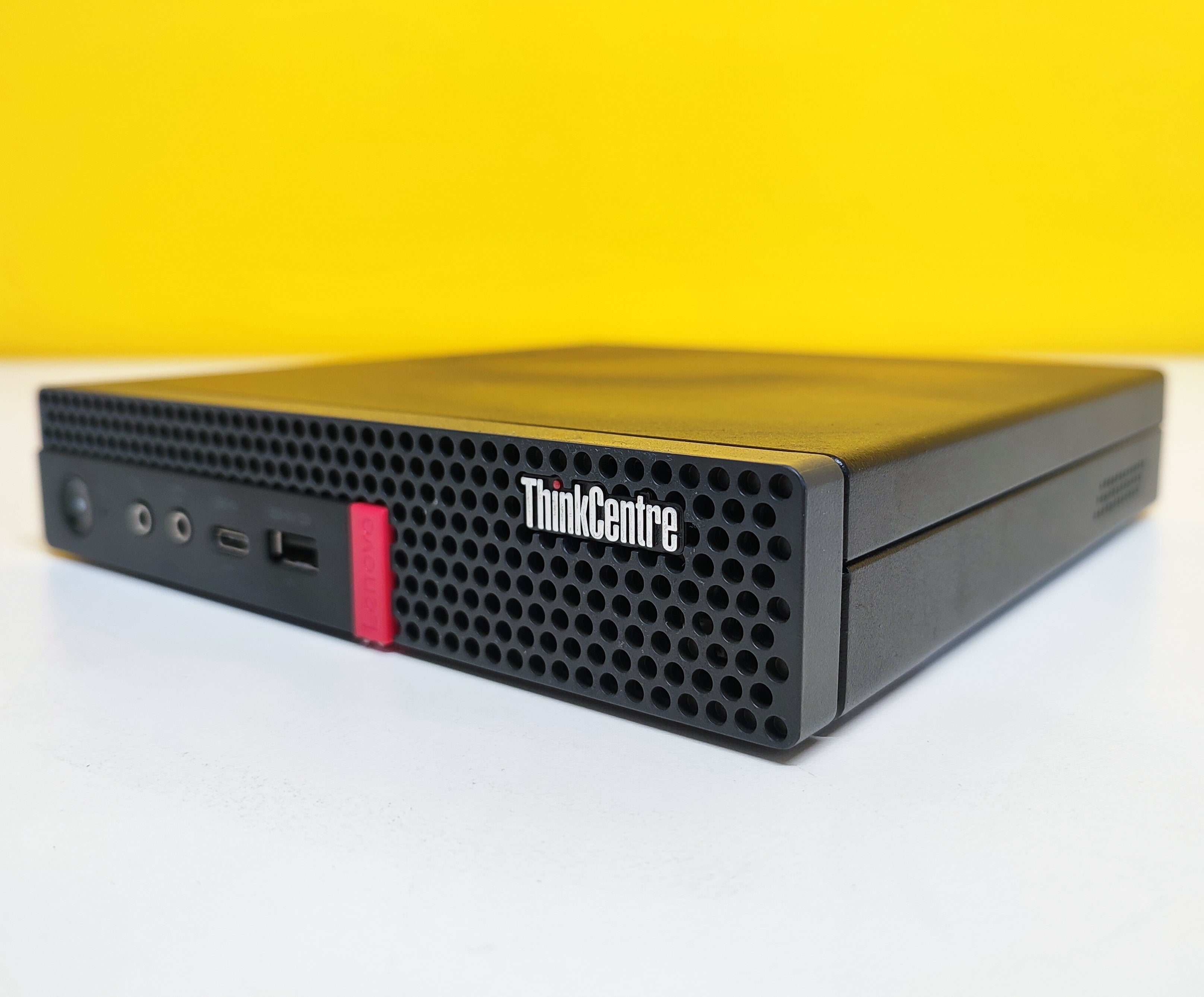 Lenovo ThinkCentre M920Q Mini PC Lenovo ThinkCentre M920Q Mini PC